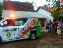 Ambulan Gratis TKN Siaga Membantu Warga