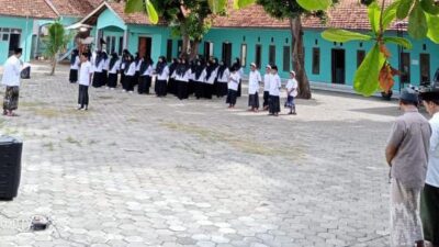 Yayasan Salafiyah Annidomiyah Gelar Upacara Peringati Hari Santri